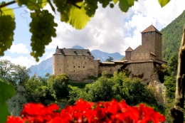 Bild-Schloss-Tirol-Panorama